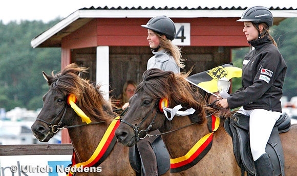 DJIM: Sys/Lisa toppen T3, Viktoria/Annika zu P3-Gold