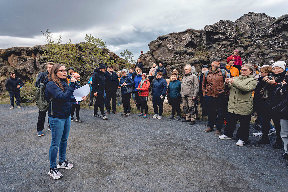 80 Jahre Republik: Katrín als Guide im Þingvellir