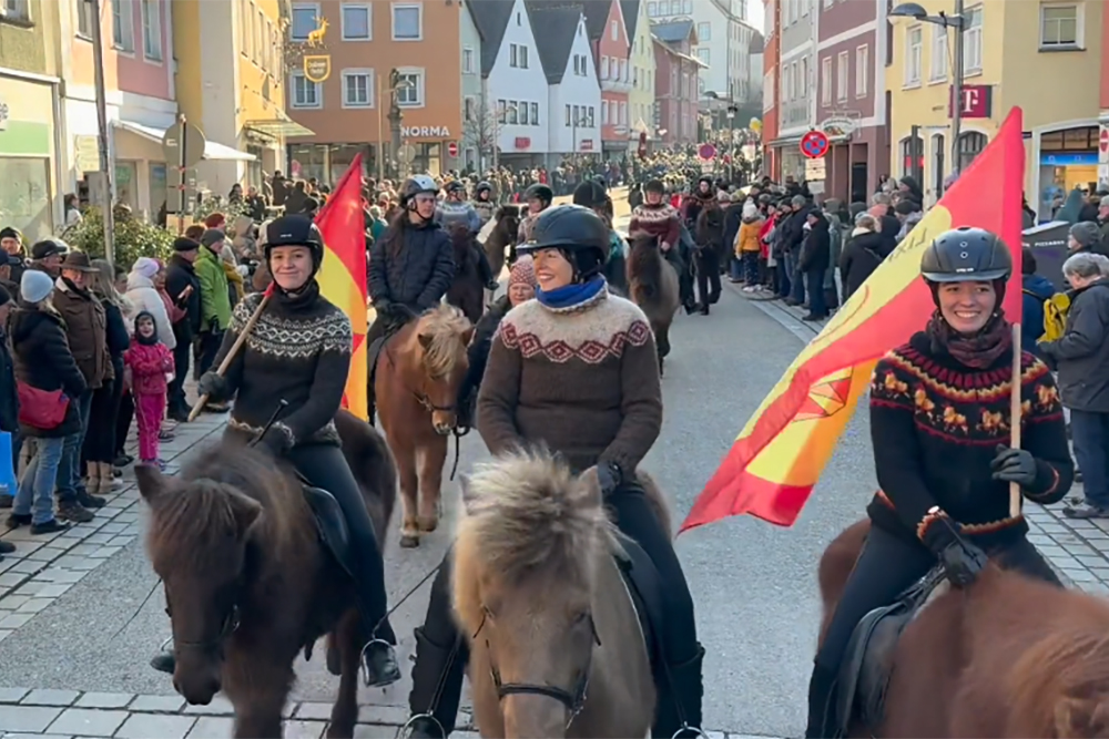 Ellwanger Pferdefreunde jubeln am Kalten Markt