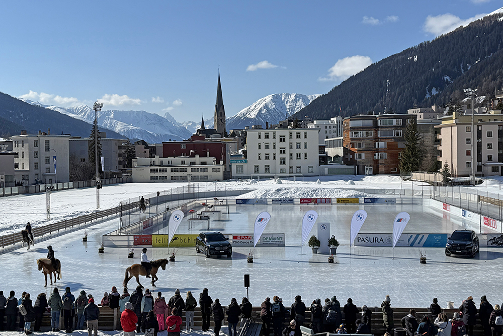 Davos startklar für Tölt, Fire & Ice 2025 / Video FR